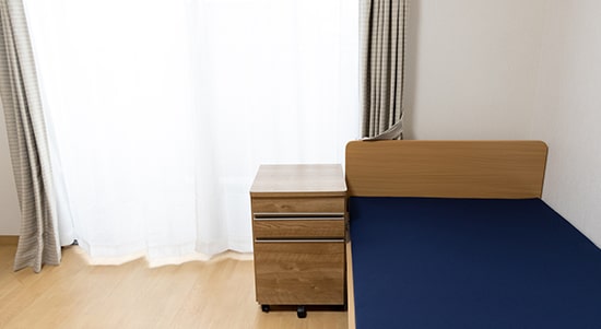 家具家電付きの寮を完備